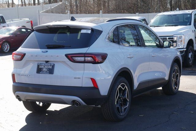 2026 Ford Escape Hybrid Platinum