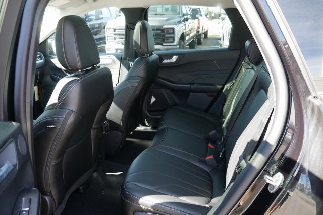 2026 Ford Escape Hybrid Platinum