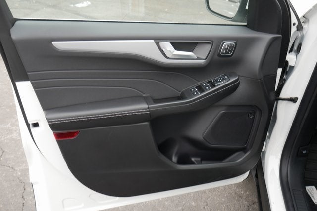 2026 Ford Escape Hybrid Platinum