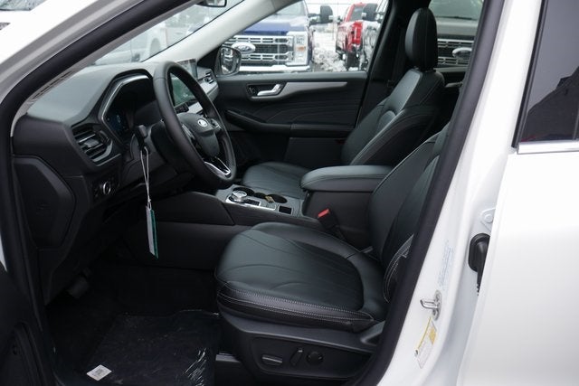 2026 Ford Escape Hybrid Platinum