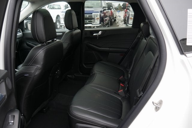 2026 Ford Escape Hybrid Platinum