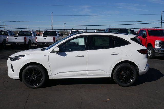 2026 Ford Escape ST-Line Elite