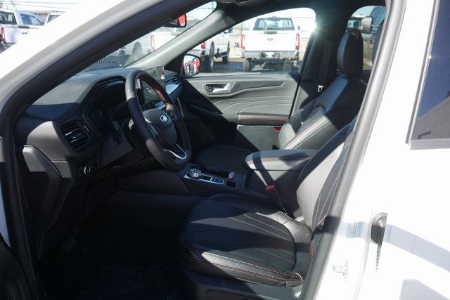 2026 Ford Escape ST-Line Elite