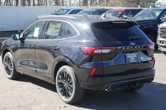 2026 Ford Escape ST-Line Elite