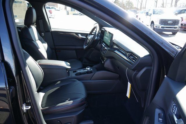 2026 Ford Escape ST-Line Elite