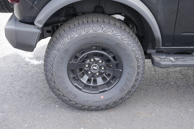 2026 Ford Bronco Base w/Sasquatch Package