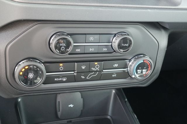 2026 Ford Bronco Base w/Sasquatch Package