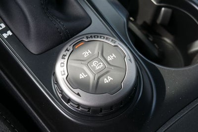 2026 Ford Bronco Base w/Sasquatch Package