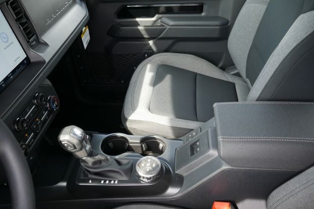 2026 Ford Bronco Base w/Sasquatch Package