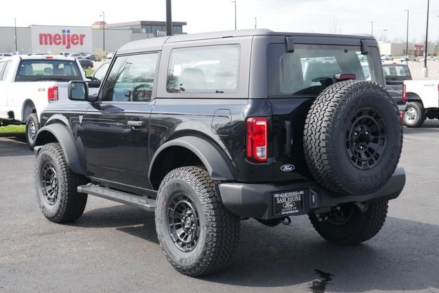 2026 Ford Bronco Base w/Sasquatch Package