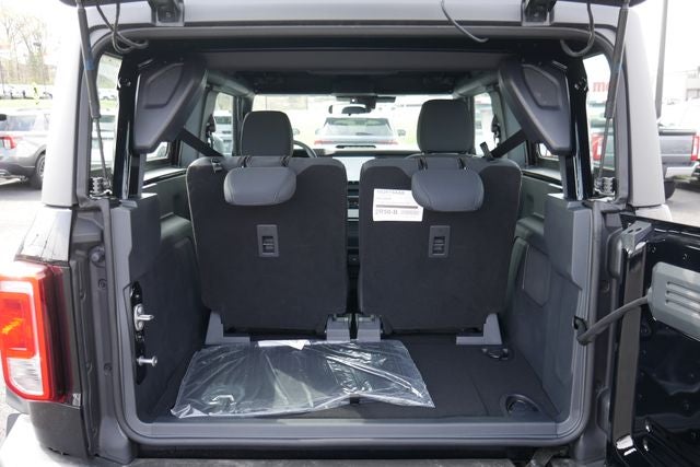 2026 Ford Bronco Base w/Sasquatch Package