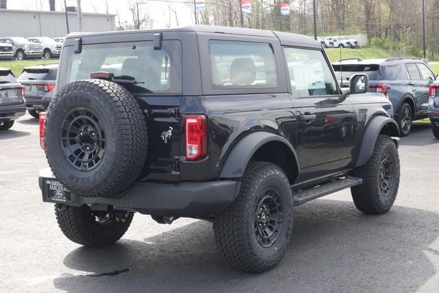 2026 Ford Bronco Base w/Sasquatch Package