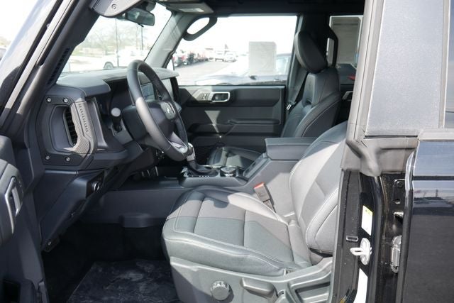 2026 Ford Bronco Big Bend Matte Black Package