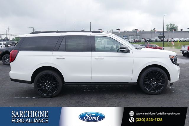 2027 Ford Expedition Platinum Stealth Package