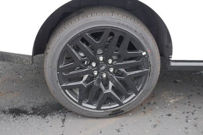 2027 Ford Expedition Platinum Stealth Package