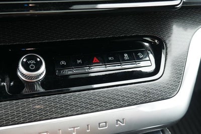 2027 Ford Expedition Platinum Stealth Package