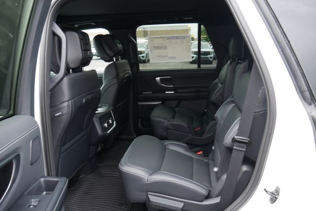2027 Ford Expedition Platinum Stealth Package