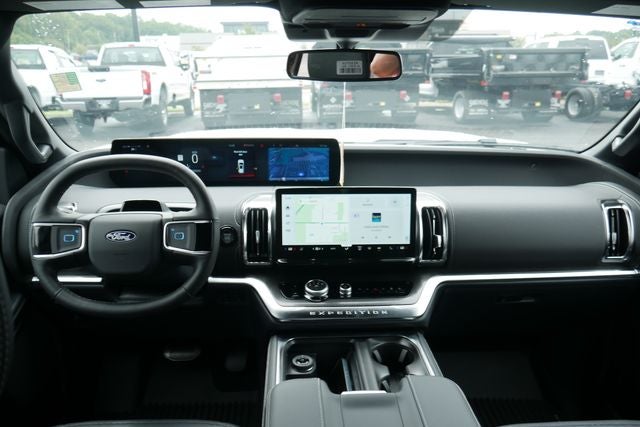 2027 Ford Expedition Platinum Stealth Package