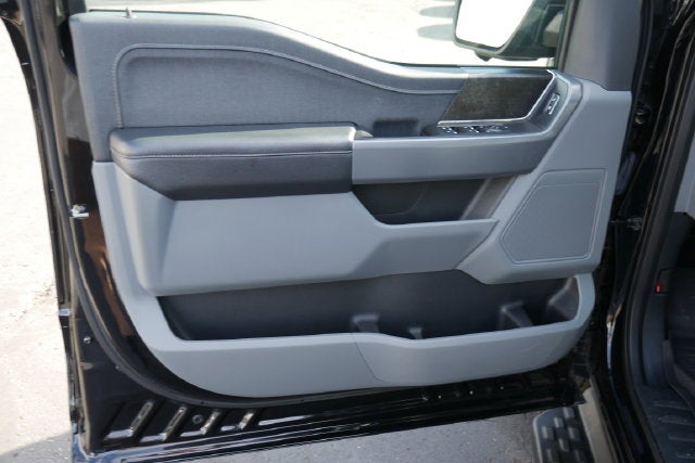 2023 Ford F-150 Lightning XLT