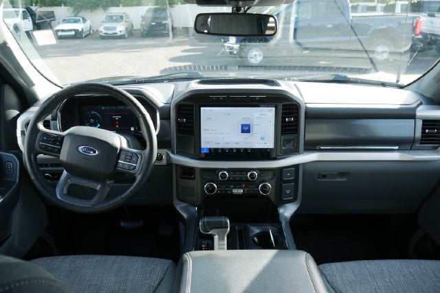 2023 Ford F-150 Lightning XLT