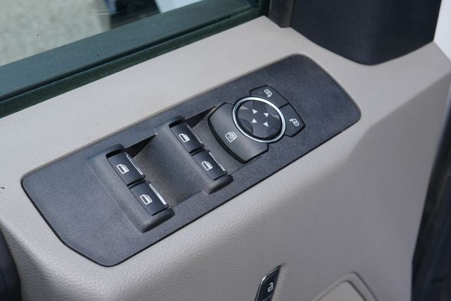 2022 Ford F-250SD XL w/Utility Bed