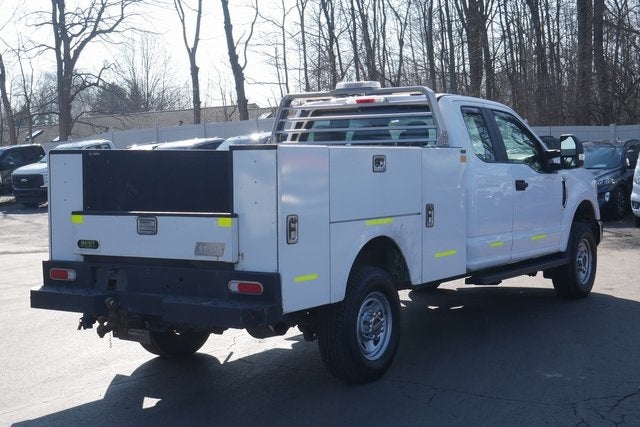 2022 Ford F-250SD XL w/Service Body
