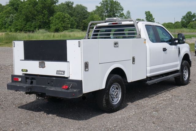 2022 Ford F-250SD XL w/Utility Bed