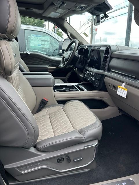 2027 Ford F-250SD Platinum