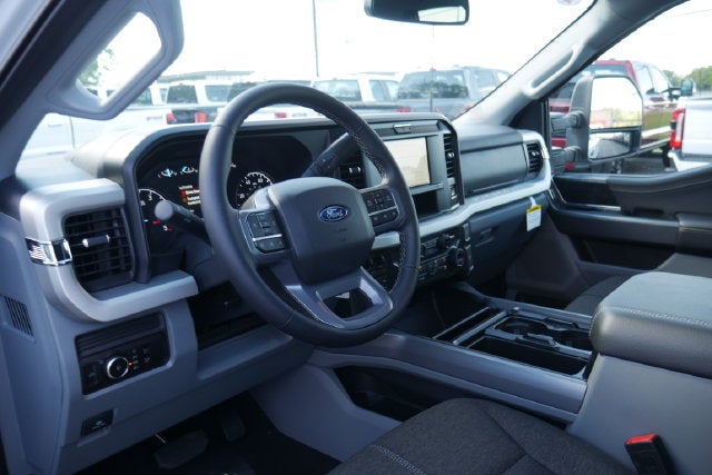 2027 Ford F-250SD XLT Carhartt Package