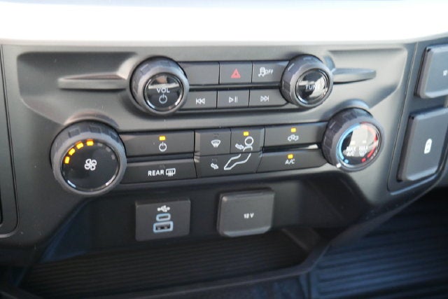 2027 Ford F-350SD XL