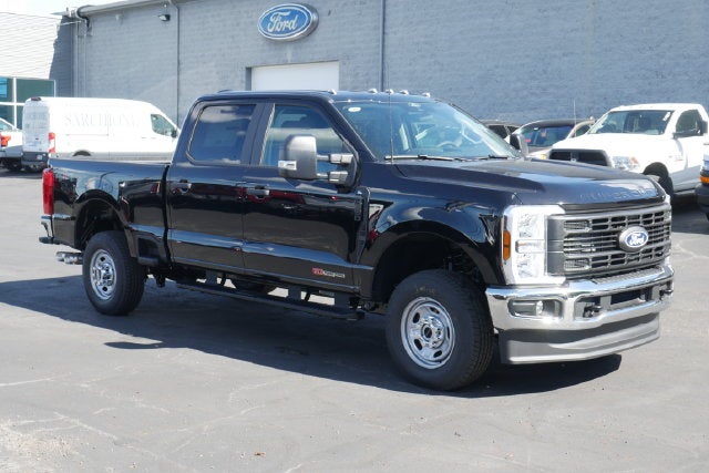 2027 Ford F-350SD XL