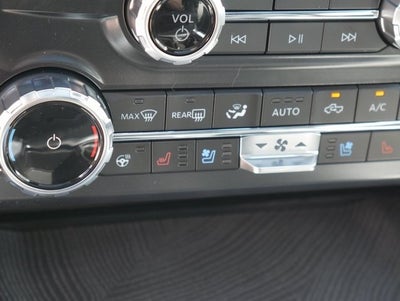 2025 Ford F-350SD Platinum