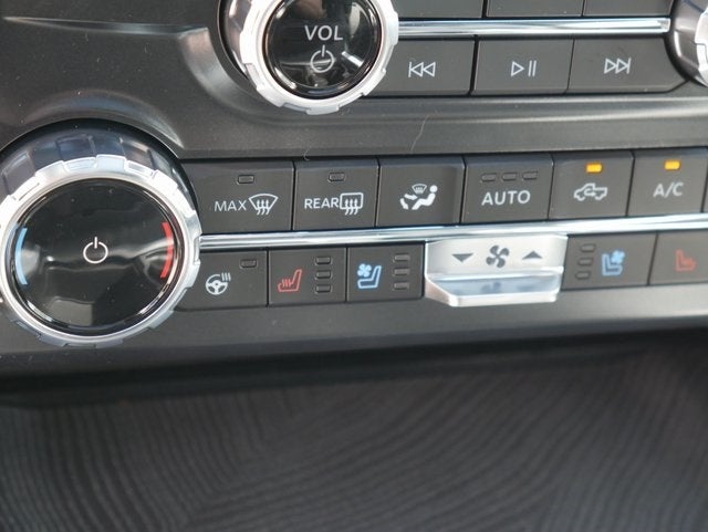 2025 Ford F-350SD Platinum