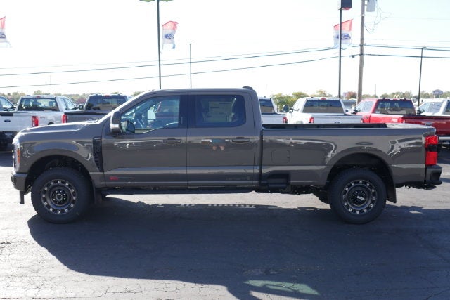 2027 Ford F-350SD XLT Carhartt Package