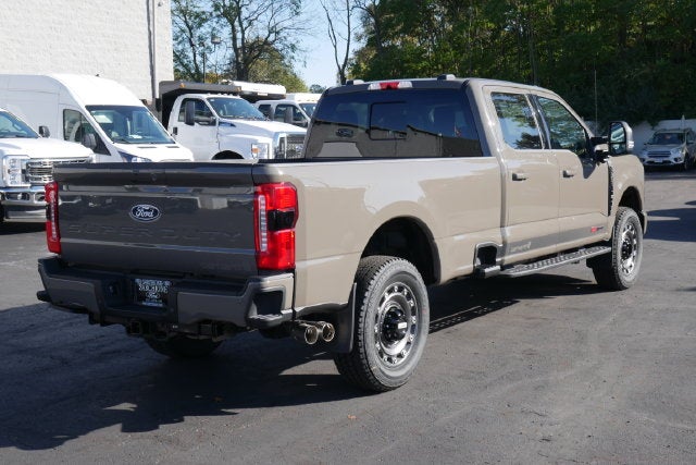 2027 Ford F-350SD XLT Carhartt Package