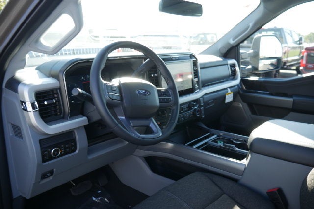 2027 Ford F-350SD XLT Carhartt Package