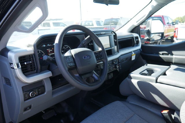 2027 Ford F-350SD XL