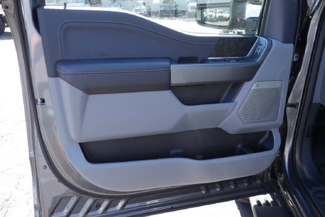 2027 Ford F-350SD XLT