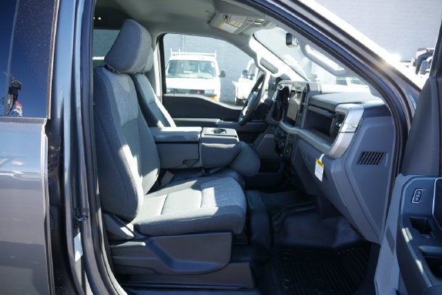 2027 Ford F-350SD XLT