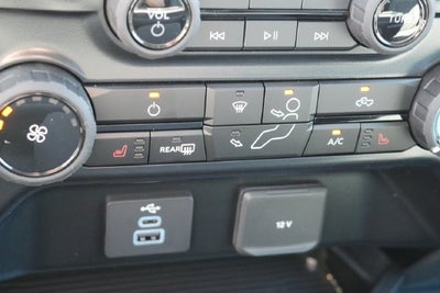 2027 Ford F-350SD XLT