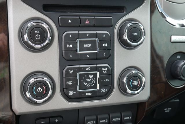 2016 Ford F-350SD Platinum w/Flatbed