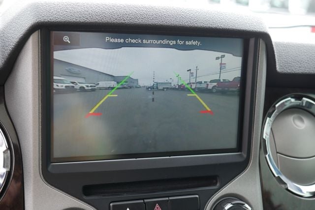 2016 Ford F-350SD Platinum w/Flatbed