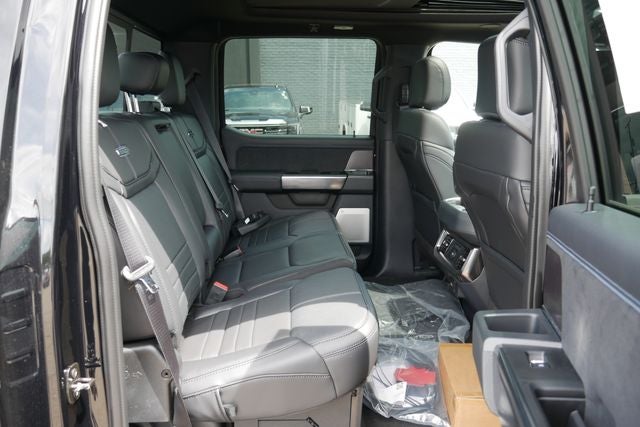 2026 Ford F-350SD Platinum DRW