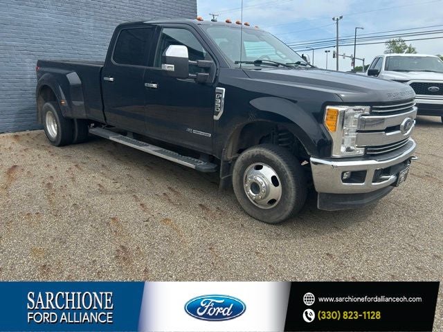 2017 Ford F-350SD Lariat DRW