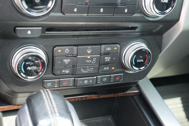 2017 Ford F-150 Platinum