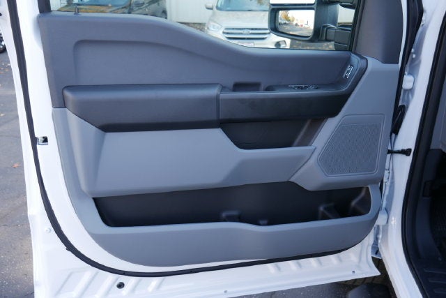 2027 Ford F-350SD XL