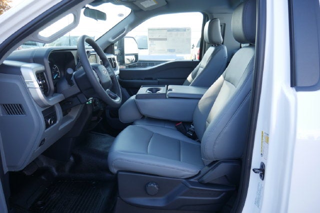 2027 Ford F-350SD XL