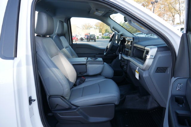 2027 Ford F-350SD XL