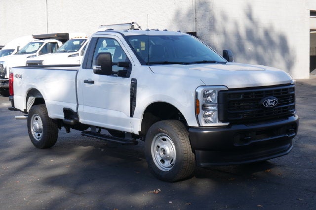 2027 Ford F-350SD XL