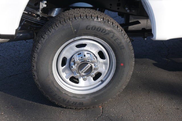2027 Ford F-350SD XL